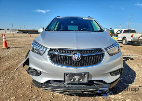 2021 Buick Encore Preferred z USA, uszkodzony, nr VIN KL4CJASB3MB301512